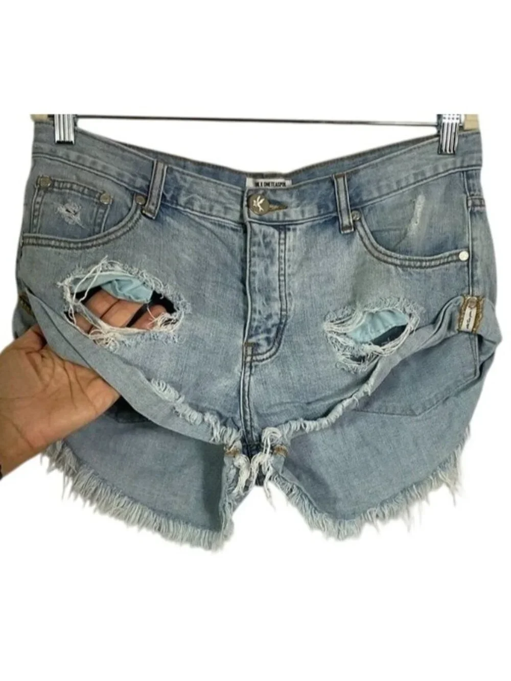 One Teaspoon Distressed Denim Shorts Size 29 Relaxed Fit Frayed Hem